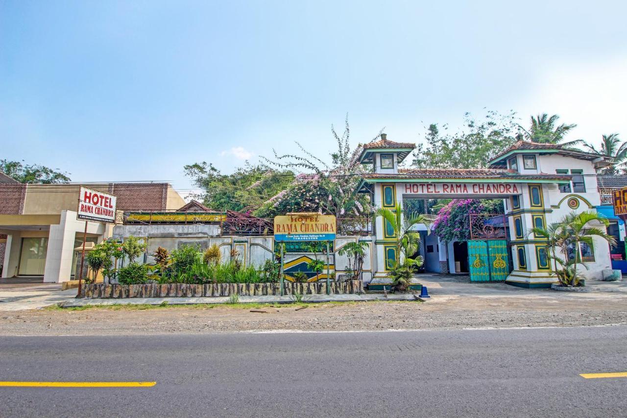 Spot On 91694 Hotel Rama Chandra Temanggung Buitenkant foto